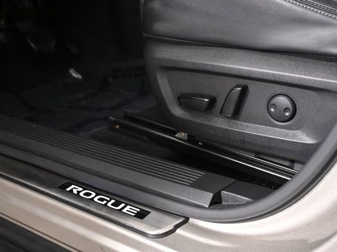 Certified 2023 Nissan Rogue Platinum w/ Platinum Premium Package AWD/4WD image 37