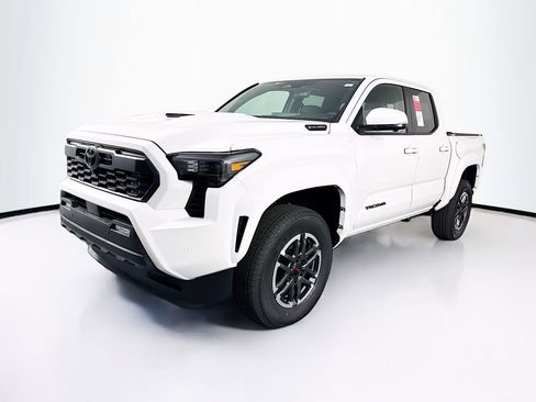 New 2026 Toyota Tacoma TRD Sport AWD/4WD image 3