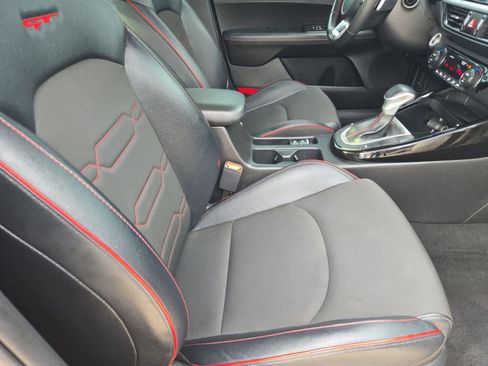 Used 2023 Kia Forte GT image 19