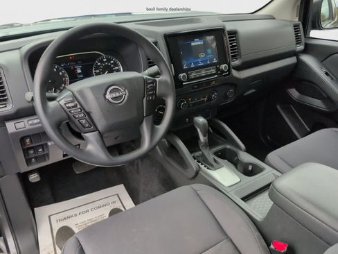 Used 2023 Nissan Frontier S w/ Technology Package image 12