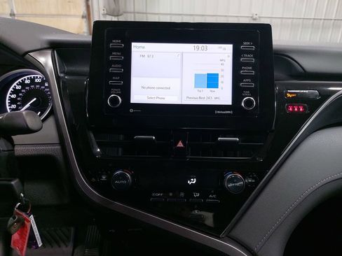 Used 2023 Toyota Camry LE FWD image 19