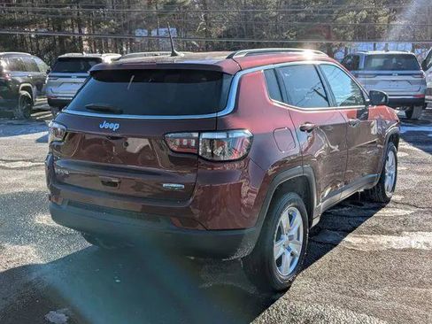 Certified 2022 Jeep Compass Latitude AWD/4WD image 5