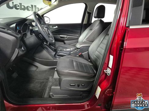 Used 2014 Ford Escape Titanium FWD image 9