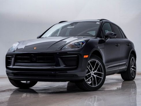 New 2026 Porsche Macan image 1