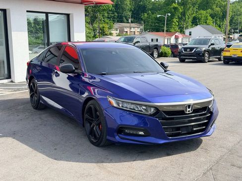 Used 2018 Honda Accord Sport image 7