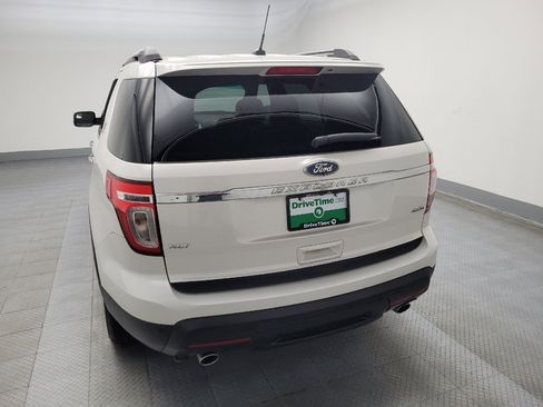 Used 2015 Ford Explorer XLT w/ Equipment Group 202A image 6