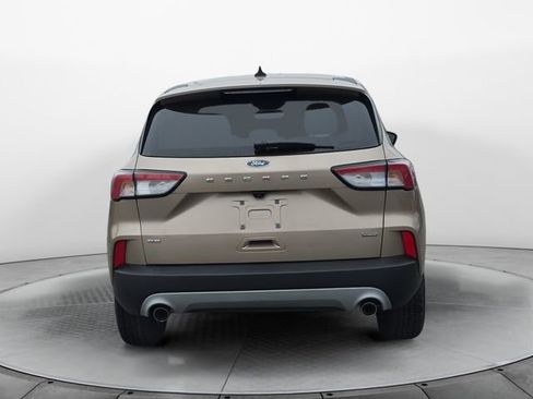 Used 2021 Ford Escape SE image 4