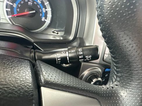 Used 2017 Toyota 4Runner Limited AWD/4WD image 29