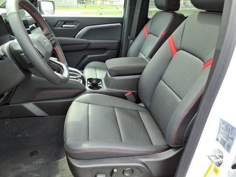 New 2026 Chevrolet Colorado Z71 w/ Technology Package AWD/4WD image 6