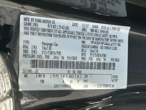 Used 2018 Ford Focus SE FWD image 32