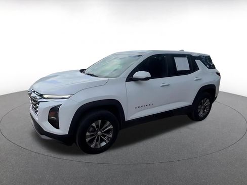 Used 2025 Chevrolet Equinox LT FWD image 8