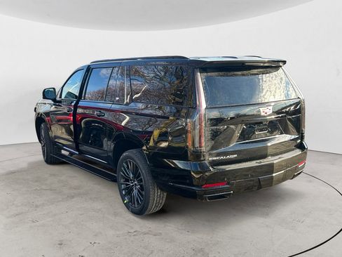 New 2026 Cadillac Escalade ESV Platinum Sport w/ LPO, Floor Liner Package image 2