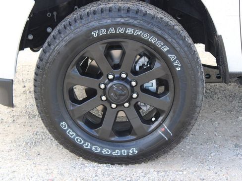 New 2026 RAM 2500 Laramie AWD/4WD image 8