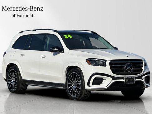 Used 2024 Mercedes-Benz GLS 450 4MATIC image 9