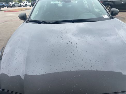 Used 2024 Nissan Altima 2.5 SV image 3