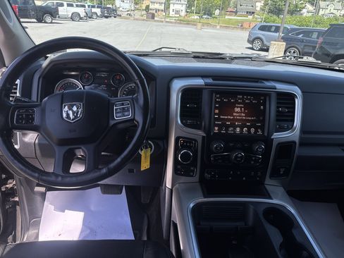 Used 2017 RAM 1500 Big Horn AWD/4WD image 17