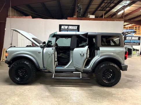 Used 2021 Ford Bronco Wildtrak image 19