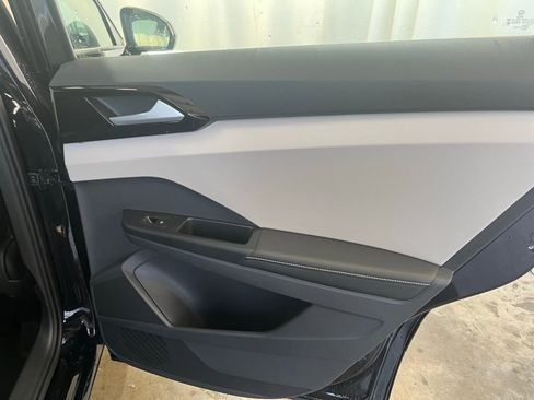 New 2026 Volkswagen Taos S image 23