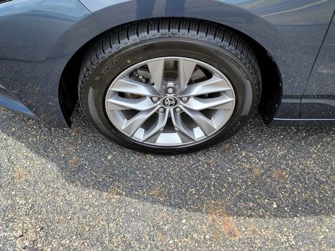 Used 2020 Toyota Avalon XLE w/ Moonroof Package FWD image 6