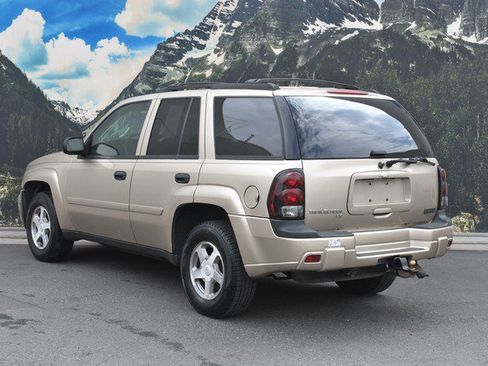 Used 2006 Chevrolet TrailBlazer LS w/ LS Preferred Equipment Group AWD/4WD image 9