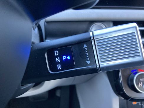 Used 2025 Hyundai Tucson Blue image 23