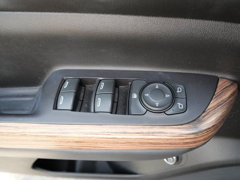 Used 2019 GMC Acadia Denali w/ Technology Package AWD/4WD image 15