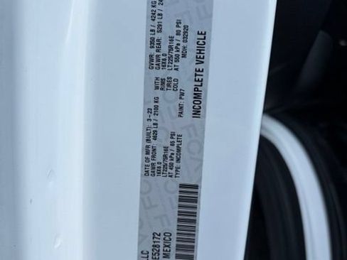 Used 2023 RAM ProMaster 3500 w/ Convenience Group FWD image 8