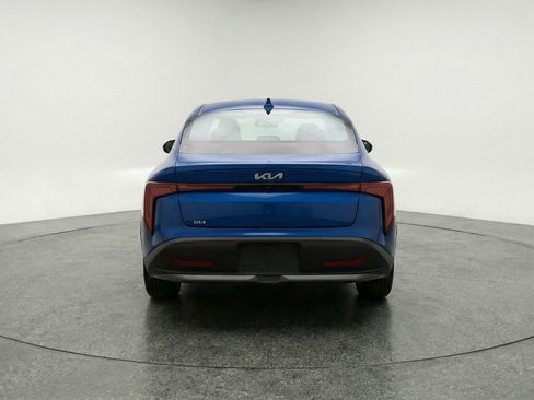 Used 2025 Kia K4 LXS image 7