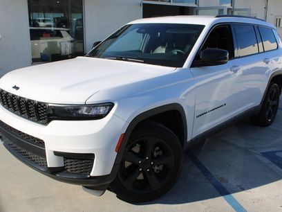 Used 2022 Jeep Grand Cherokee L Altitude