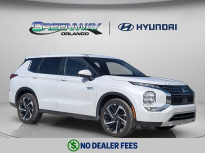 Used 2025 Mitsubishi Outlander SE