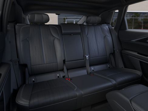 New 2026 Cadillac Lyriq Premium Luxury w/ LPO, Floor Liner Package image 17