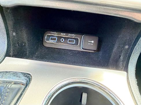 Used 2021 Jeep Grand Cherokee Limited w/ Premium Lighting Group image 31