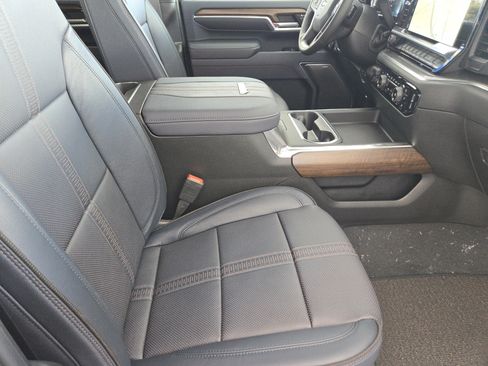 New 2026 Chevrolet Silverado 3500 High Country w/ High Country Premium Package image 11