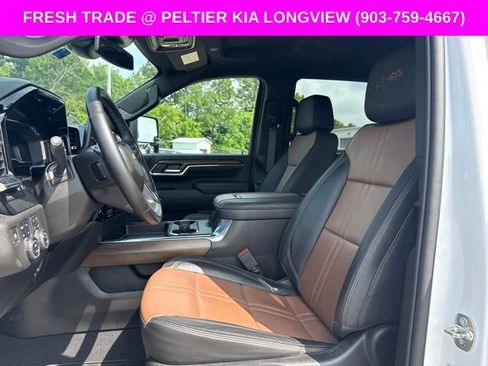 Used 2024 Chevrolet Silverado 2500 High Country w/ LPO, Dark Essentials Package AWD/4WD image 10