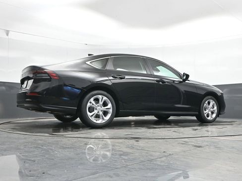 New 2026 Honda Accord LX image 38