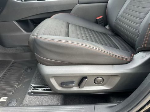 New 2026 Nissan Rogue SV AWD/4WD image 28