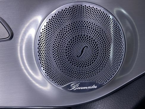 Used 2020 Mercedes-Benz GLC 300 image 13