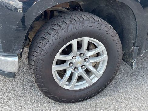 Used 2021 Chevrolet Silverado 1500 LT w/ Z71 Off-Road Package image 6