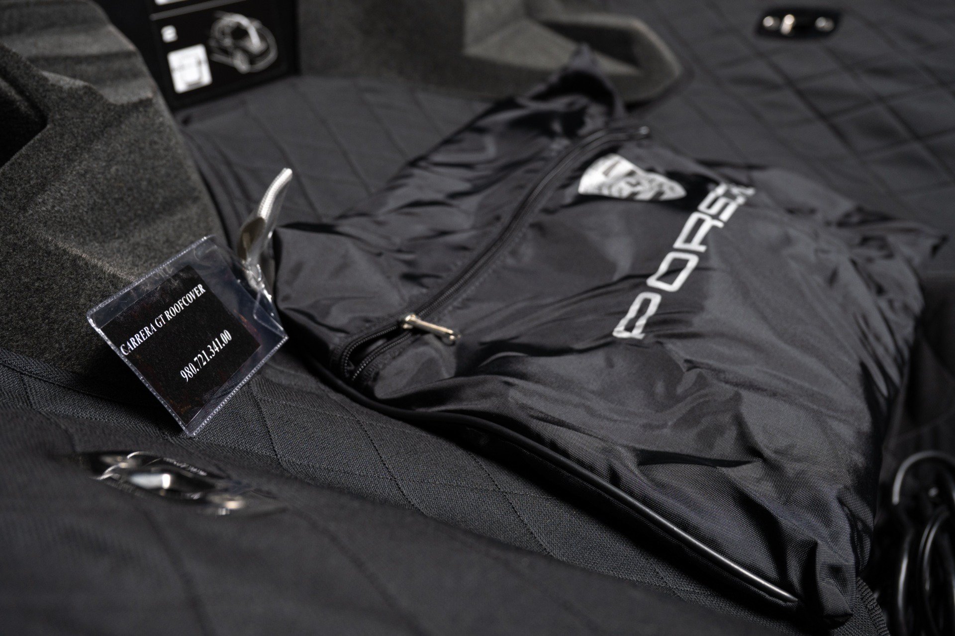 Used 2005 Porsche Carrera GT RWD image 80
