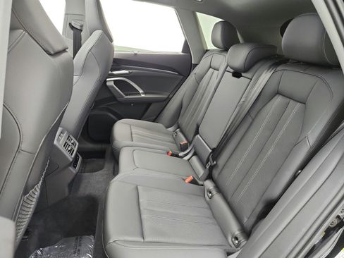 Used 2025 Audi Q5 Prestige AWD/4WD image 13