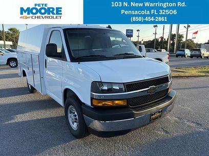 New 2025 Chevrolet Express 3500 w/ Power Convenience Package
