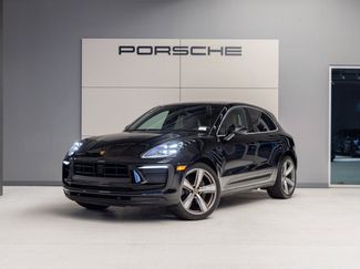 Certified 2023 Porsche Macan video 1