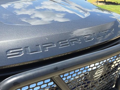 Used 2019 Ford F350 XLT w/ XLT Premium Package AWD/4WD image 29