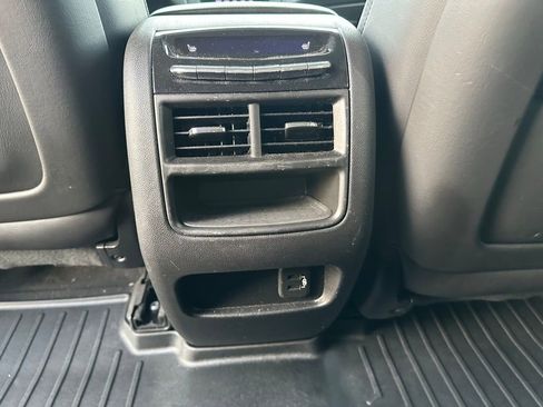 Used 2019 Cadillac XT5 Premium Luxury image 14