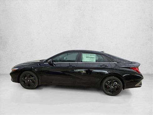 New 2026 Hyundai Elantra SEL Sport FWD image 5
