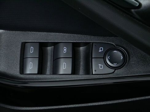 Used 2025 Chevrolet Equinox LT image 21