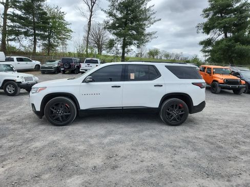 Used 2020 Chevrolet Traverse Premier w/ Redline Edition image 2