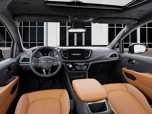 New 2026 Chrysler Pacifica Pinnacle image 14