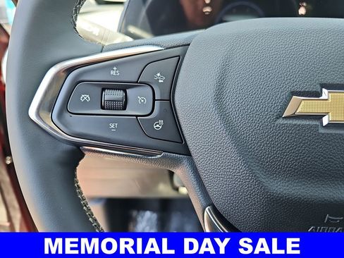 New 2025 Chevrolet Trax LT w/ Driver Confidence Package FWD image 16
