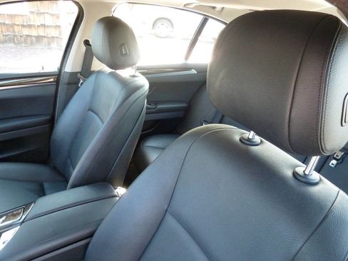 Used 2015 BMW 528i xDrive Sedan AWD/4WD image 23